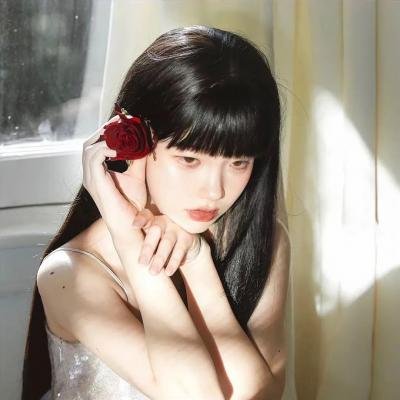 如蝶翩翩